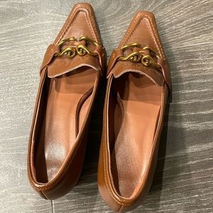 Loafer low heel shoes. Size 7
